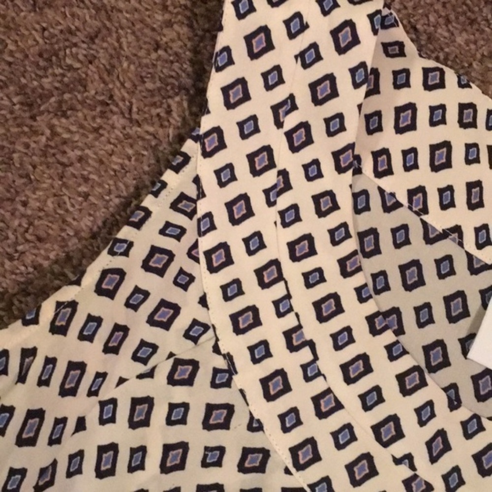 CABI TOP ❤️SALE - Picture 7 of 8